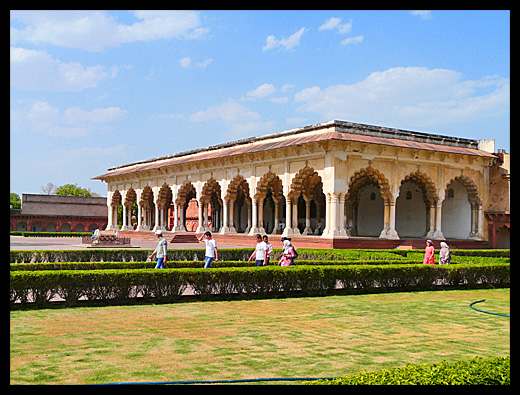 Diwan-I-Aam Agra