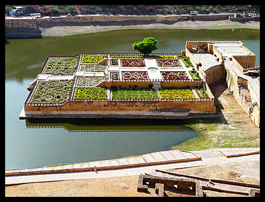 Kesar Kyari Bagh