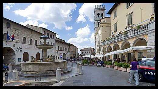 Piazza del Comune Assise