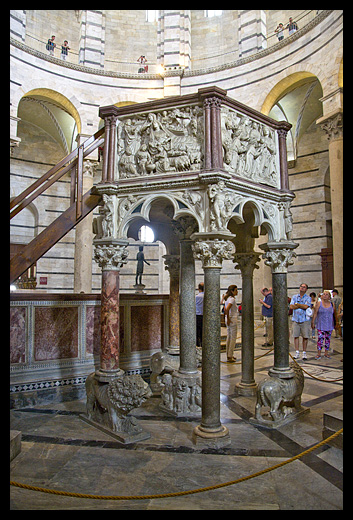 chaire baptistere Pise